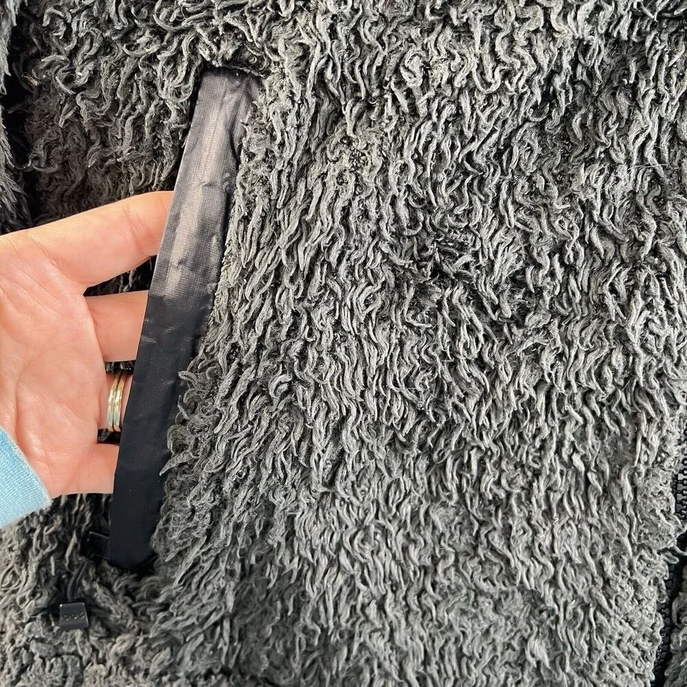 NIKE‎ ACG Women's Medium Black Teddy Fleece Full Zip Jacket Super Soft Plush